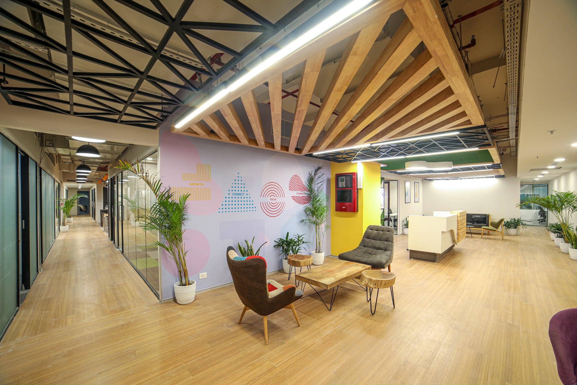 myhq workspaces ZMK4lzeuCLo unsplash